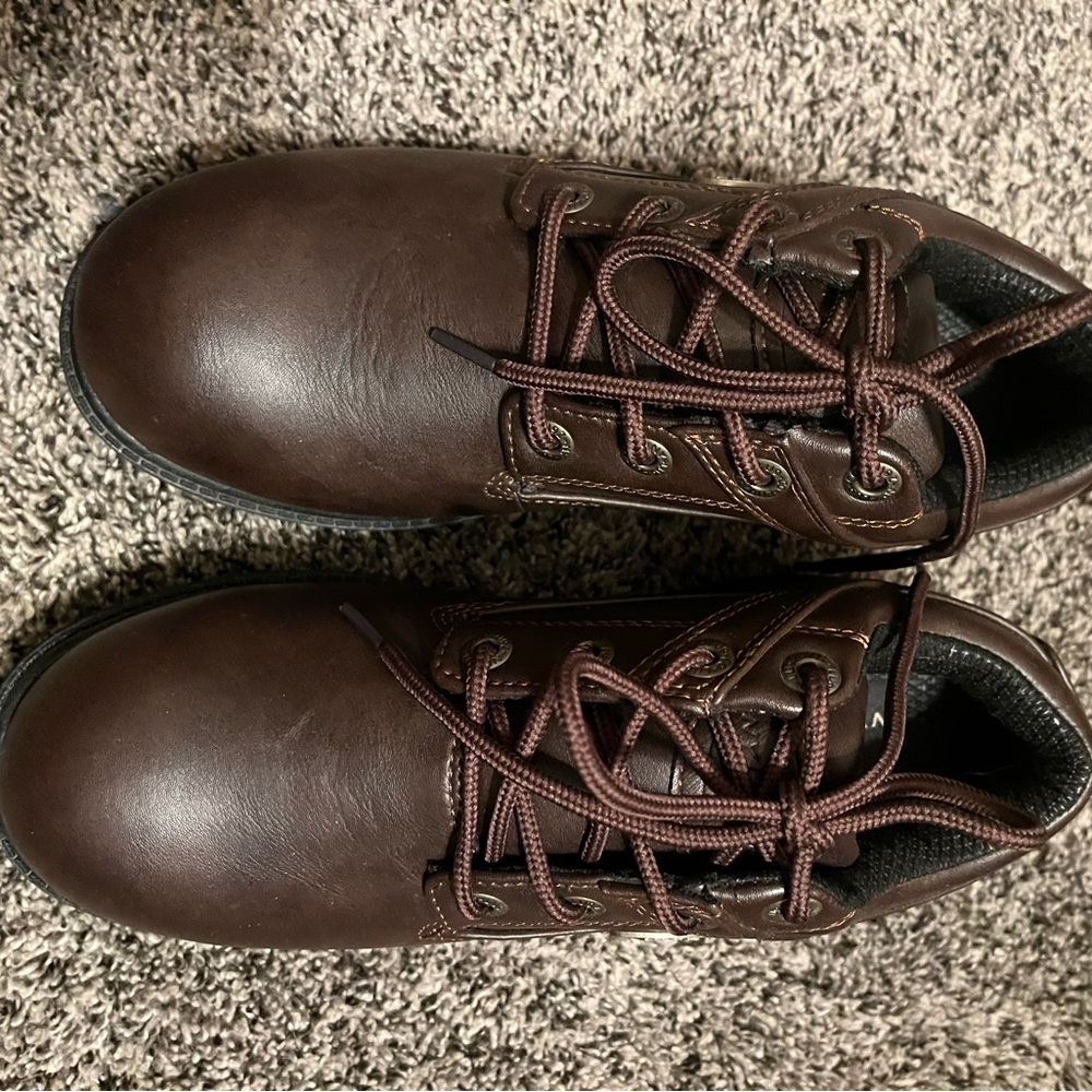 Men's Brown Leather Shoes. 5